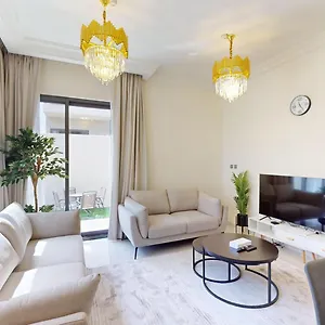 Villa Primestay - Odora 3br Villa, Damac Hills 2, Dubai